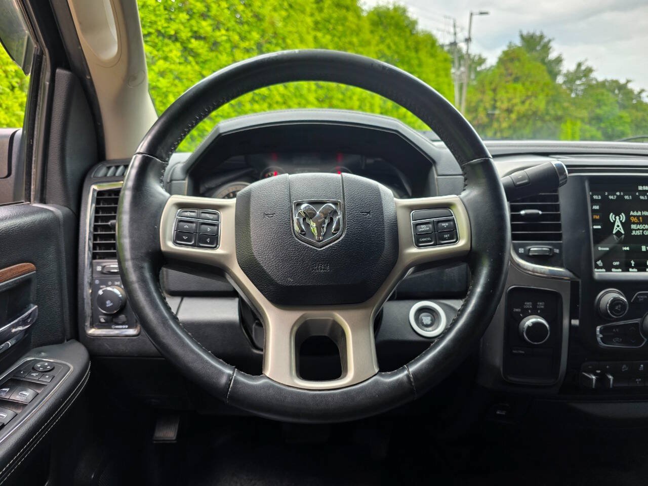 Used 2018 RAM 2500 Laramie w/ Sport Appearance Group AWD/4WD image 20