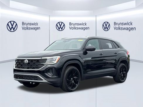 New 2026 Volkswagen Atlas Cross Sport SE AWD/4WD image 1