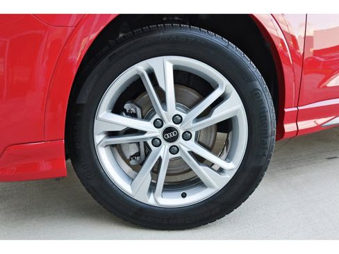 Used 2022 Audi Q3 2.0T Premium Plus image 32