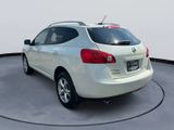 Used 2009 Nissan Rogue SL w/ Premium Pkg image 3