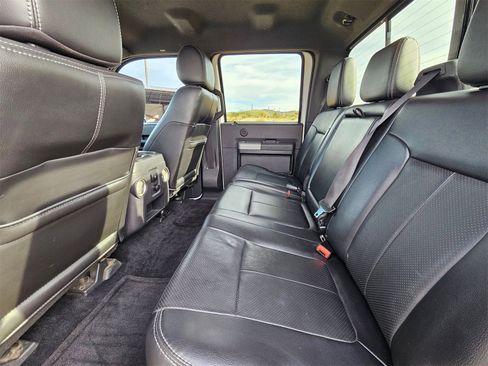 Used 2012 Ford F350 Lariat w/ Chrome Pkg image 18