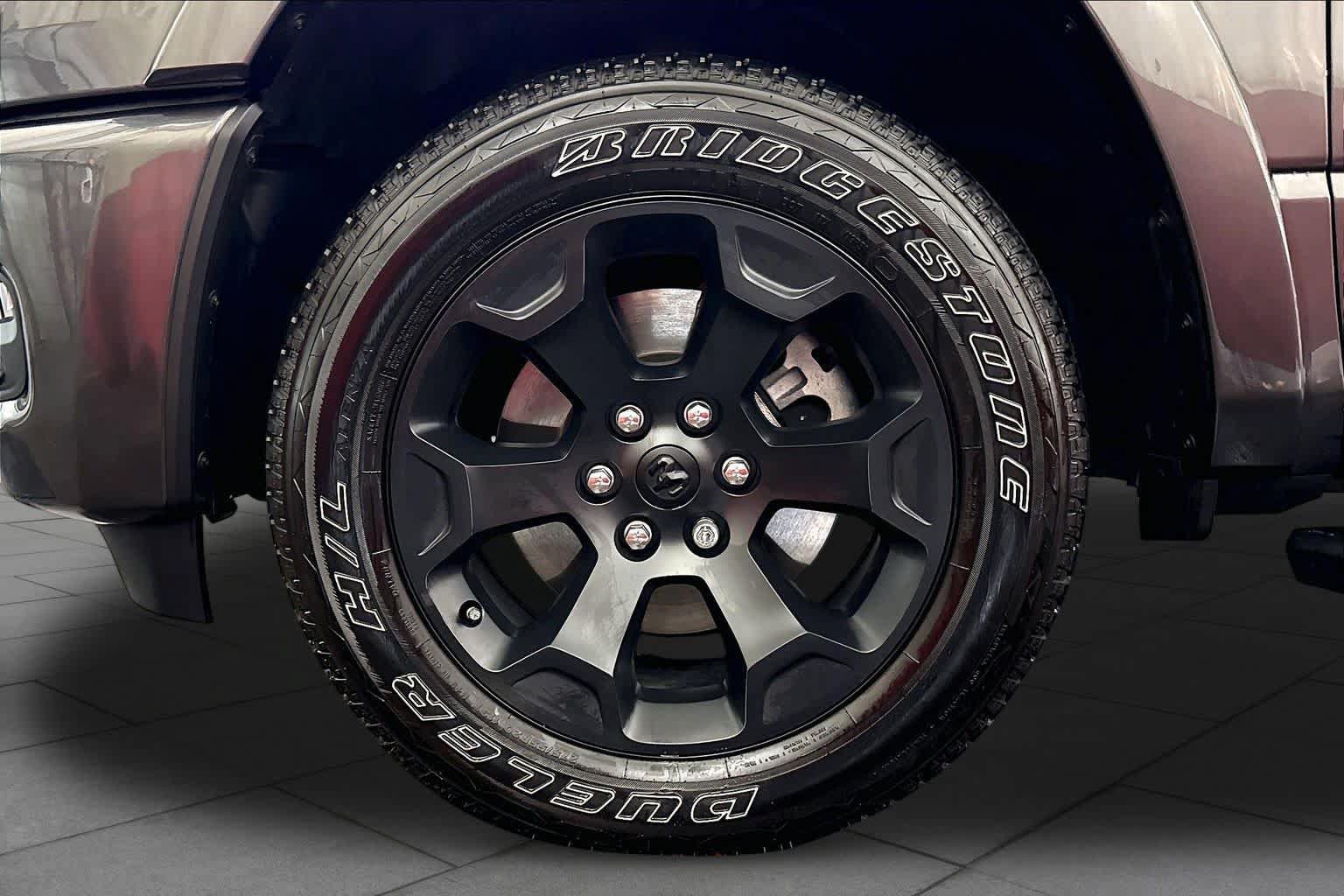 Used 2025 RAM 1500 Big Horn AWD/4WD image 10