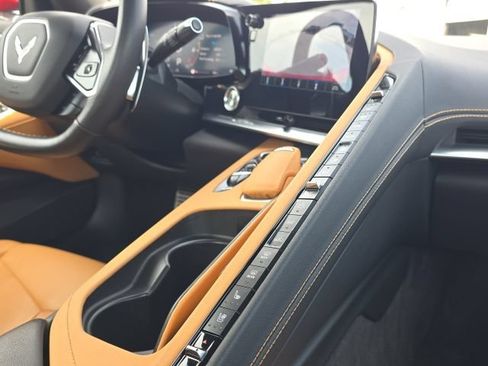 Used 2022 Chevrolet Corvette Stingray Preferred Conv w/ 2LT RWD image 25