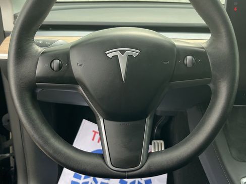 Used 2022 Tesla Model Y Performance AWD/4WD image 20