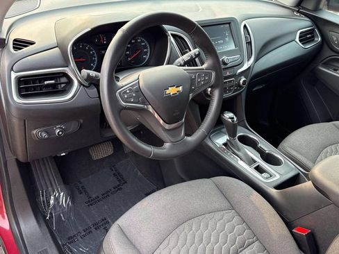 Used 2018 Chevrolet Equinox LT FWD image 11