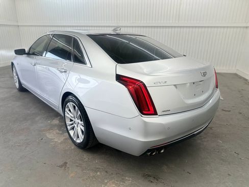 Used 2018 Cadillac CT6 Luxury image 7