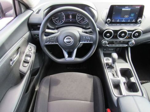 Used 2024 Nissan Sentra SV FWD image 16
