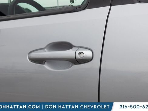 Used 2020 Toyota Tacoma SR5 AWD/4WD image 26