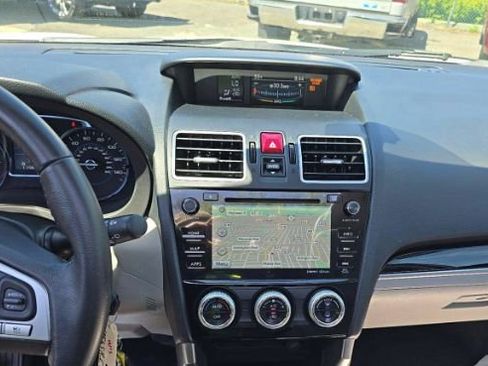 Used 2018 Subaru Forester 2.5i Limited AWD/4WD image 9