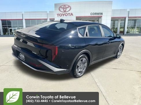 Used 2025 Kia K4 LX image 5