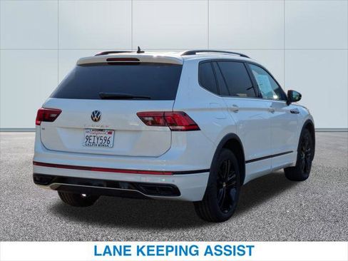Used 2022 Volkswagen Tiguan SE R-Line image 7