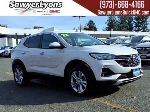 Certified 2022 Buick Encore GX Preferred w/ Cold Weather Comfort Package AWD/4WD image 1