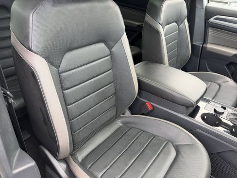 Used 2023 Volkswagen Atlas Cross Sport SEL AWD/4WD image 11