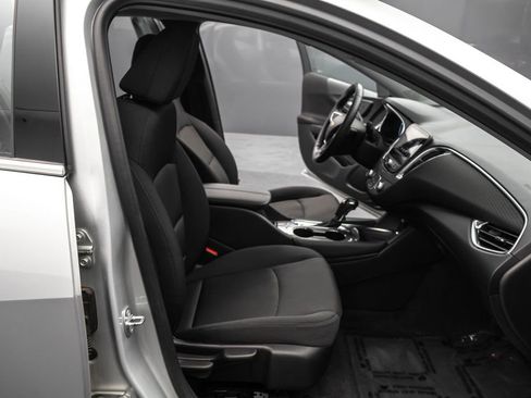 Used 2016 Chevrolet Malibu LT image 31