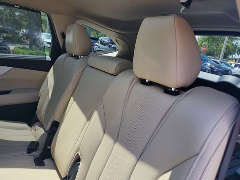 Used 2025 Acura MDX w/ Technology Package FWD image 13