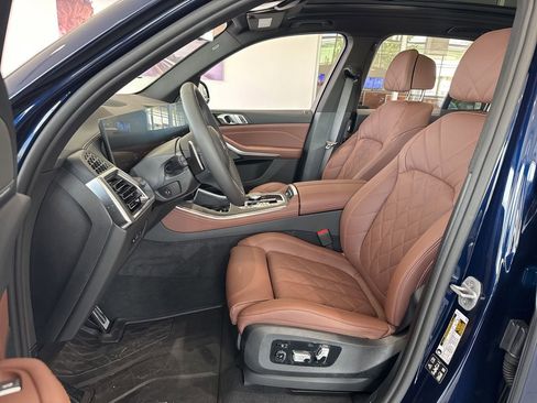 New 2026 BMW X5 xDrive40i w/ M Sport Package AWD/4WD image 15
