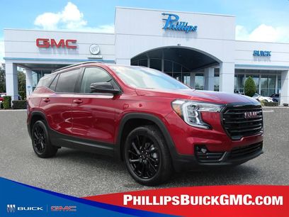 Used 2024 GMC Terrain SLT w/ Infotainment Package II