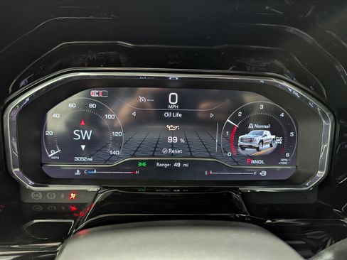 Used 2025 GMC Sierra 1500 Elevation image 19