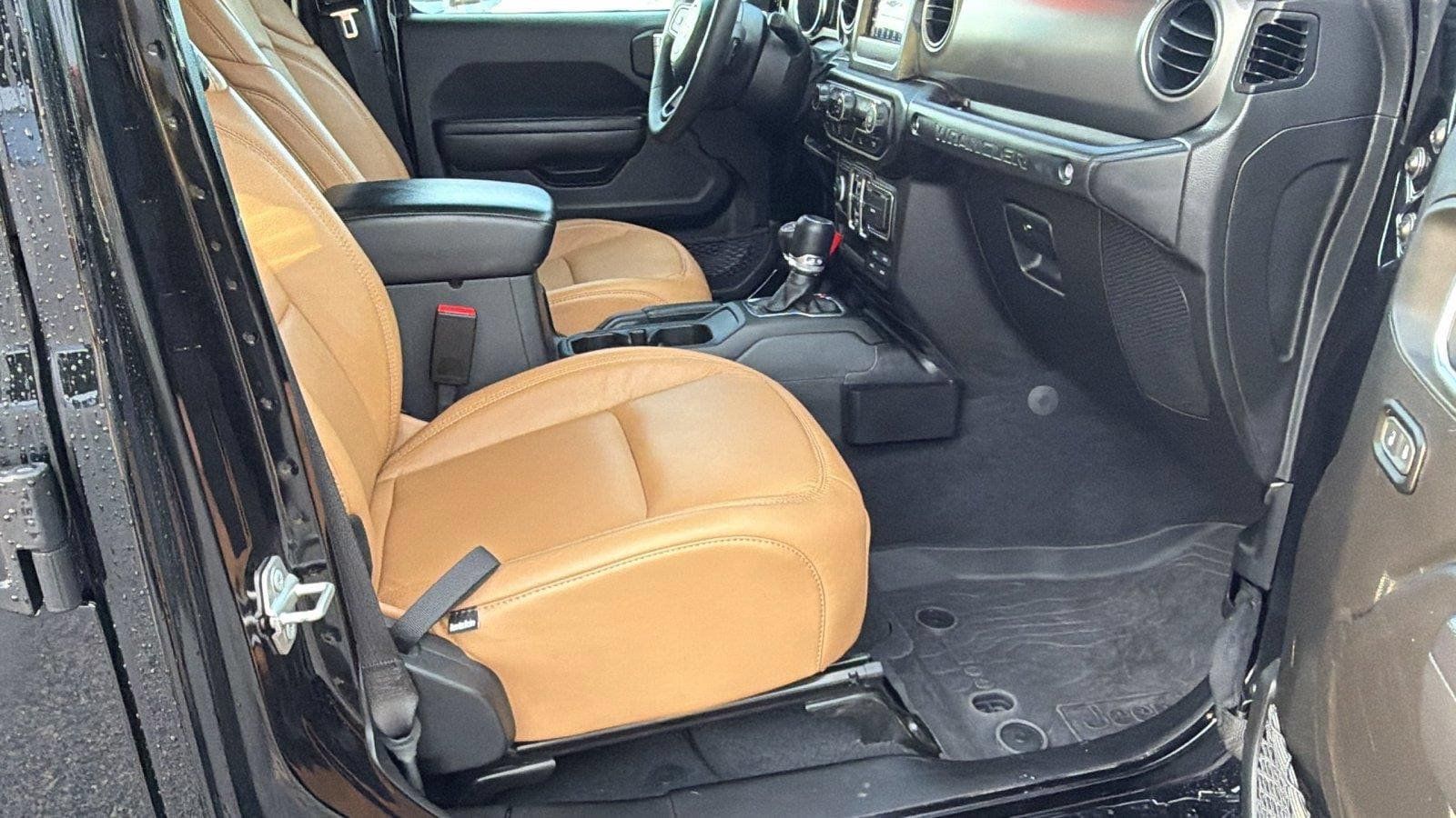 Used 2023 Jeep Wrangler Unlimited Sport AWD/4WD image 17