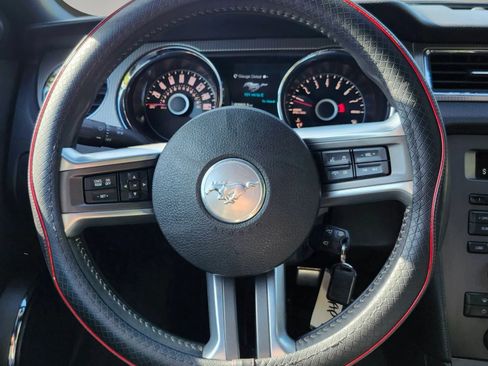 Used 2014 Ford Mustang GT Premium w/ Equipment Group 401A RWD image 21