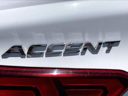 Used 2022 Hyundai Accent SE w/ Cargo Package FWD image 30