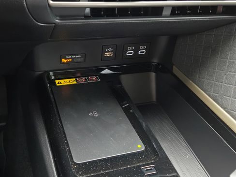 Certified 2026 Toyota Camry XLE AWD/4WD image 17