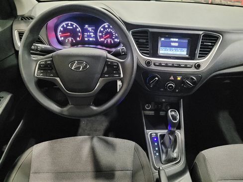 Used 2018 Hyundai Accent SE FWD image 22