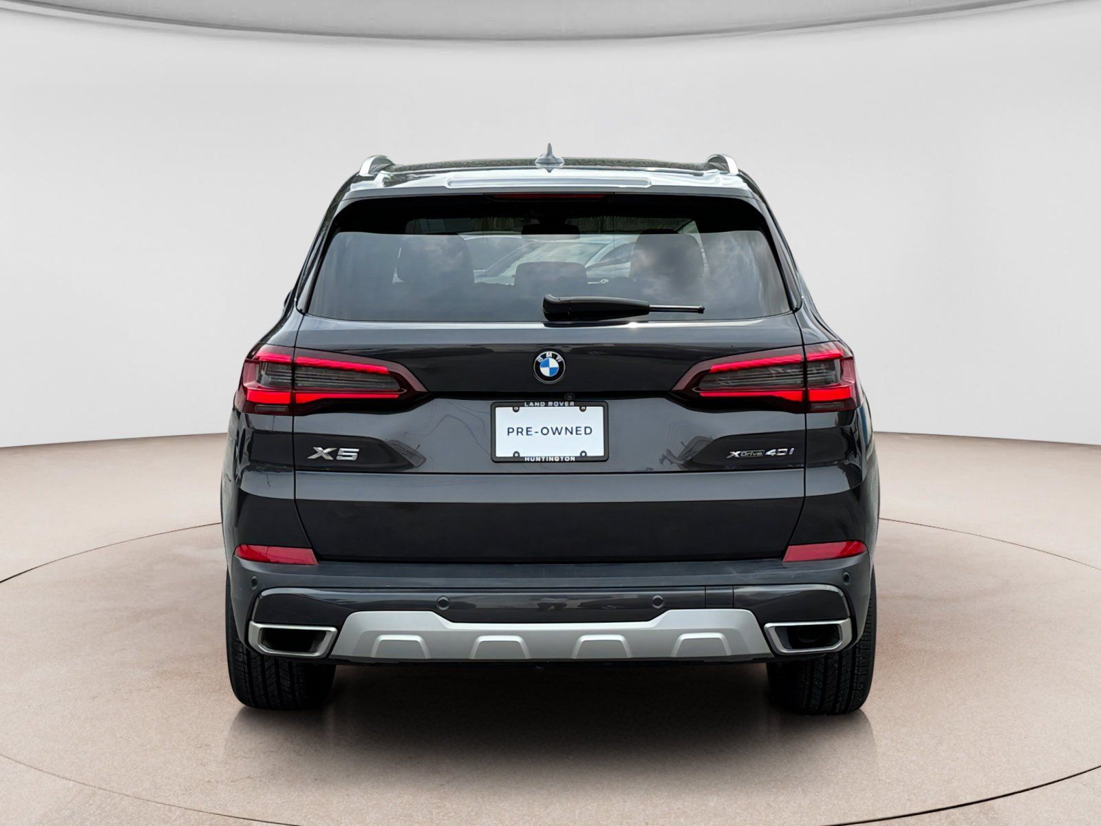 Used 2022 BMW X5 xDrive40i w/ Premium Package AWD/4WD image 4