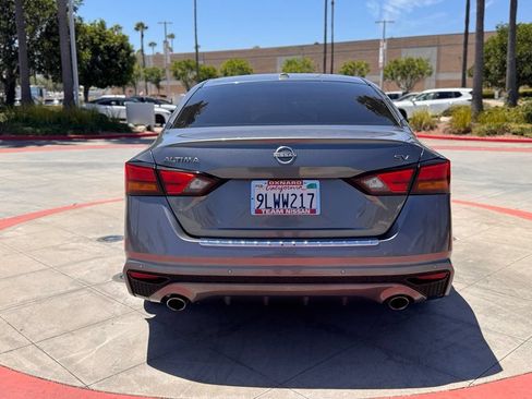 Certified 2023 Nissan Altima 2.5 SV w/ SV Premium Package FWD image 7