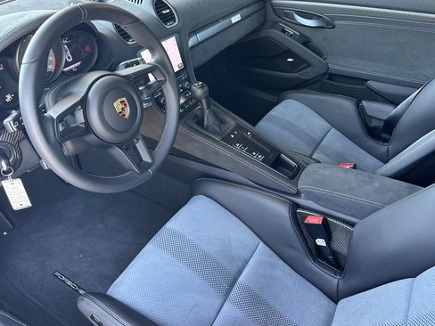 Used 2023 Porsche 718 Cayman GT4 RS RWD image 4