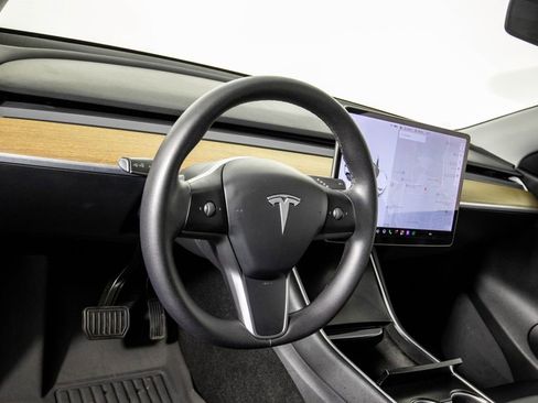 Used 2020 Tesla Model Y Long Range AWD/4WD image 17