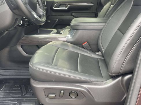 Used 2024 Chevrolet Silverado 2500 LTZ w/ LTZ Plus Package AWD/4WD image 17