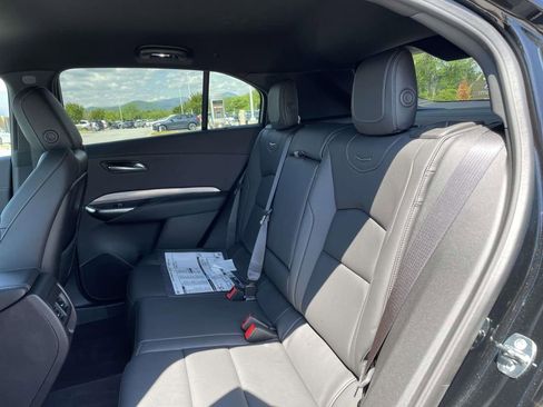 Used 2025 Cadillac XT4 Premium Luxury AWD/4WD image 4