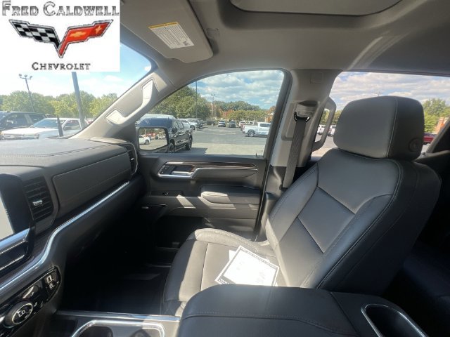 Used 2026 Chevrolet Silverado 1500 RST w/ RST All Star Premium Package AWD/4WD image 11