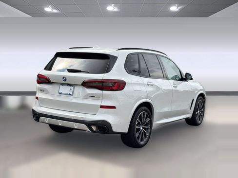 Used 2023 BMW X5 xDrive40i w/ Executive Package AWD/4WD image 9