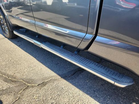 Used 2016 Nissan Titan PRO-4X AWD/4WD image 26