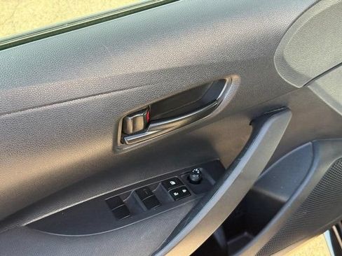 Used 2024 Toyota Corolla LE FWD image 18