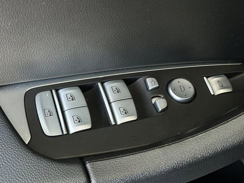 Used 2023 BMW X3 sDrive30i w/ Premium Package RWD image 12