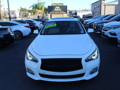 Used 2015 INFINITI Q50 Premium w/ Navigation Package RWD image 1