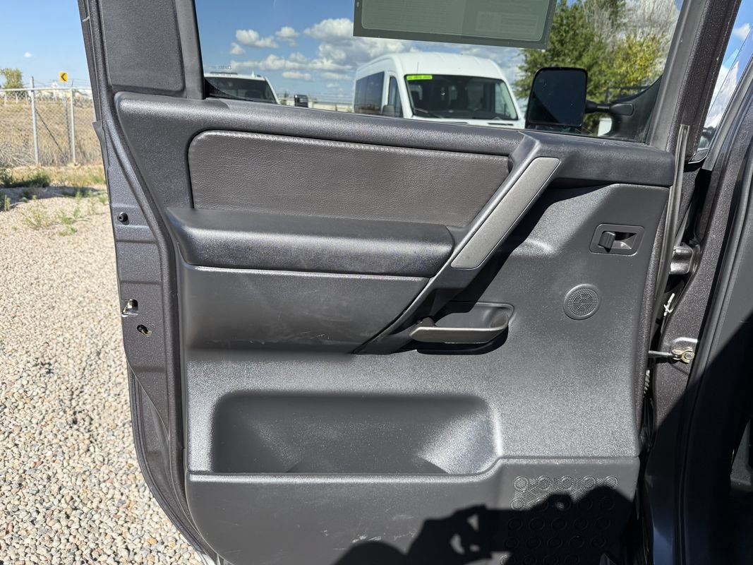 Used 2012 Nissan Titan SV w/ SV Value Truck Pkg RWD image 25