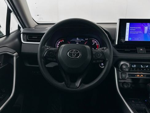 Used 2024 Toyota RAV4 XLE image 18