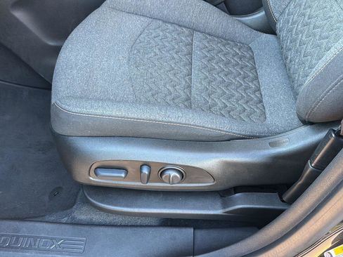 Used 2023 Chevrolet Equinox LT image 26