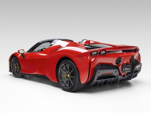 Certified 2025 Ferrari SF90 Spider AWD/4WD image 9