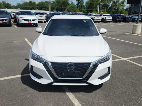 Certified 2023 Nissan Sentra SV FWD image 2