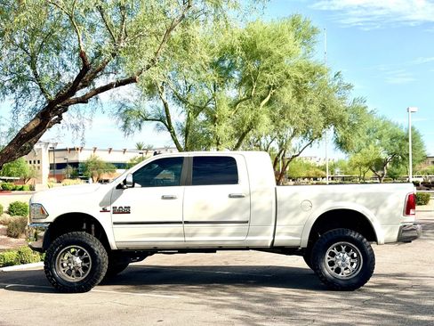 Used 2016 RAM 2500 Laramie AWD/4WD image 13