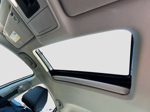 Used 2025 Honda Accord EX-L image 25