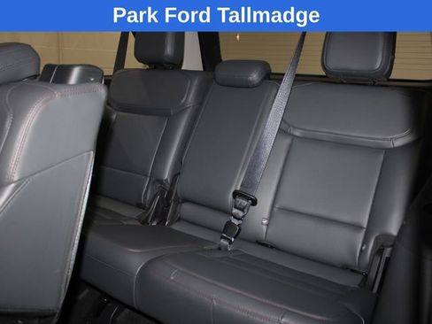 Used 2025 Ford Expedition Max Active AWD/4WD image 29