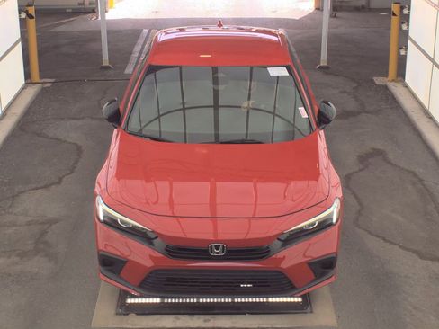 Used 2023 Honda Civic Sport image 2