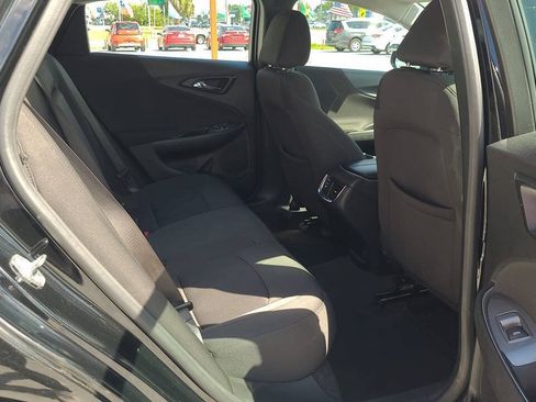 Used 2020 Chevrolet Malibu LT FWD image 9