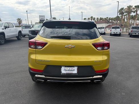 Used 2023 Chevrolet TrailBlazer ACTIV w/ Sun and Liftgate Package FWD image 4